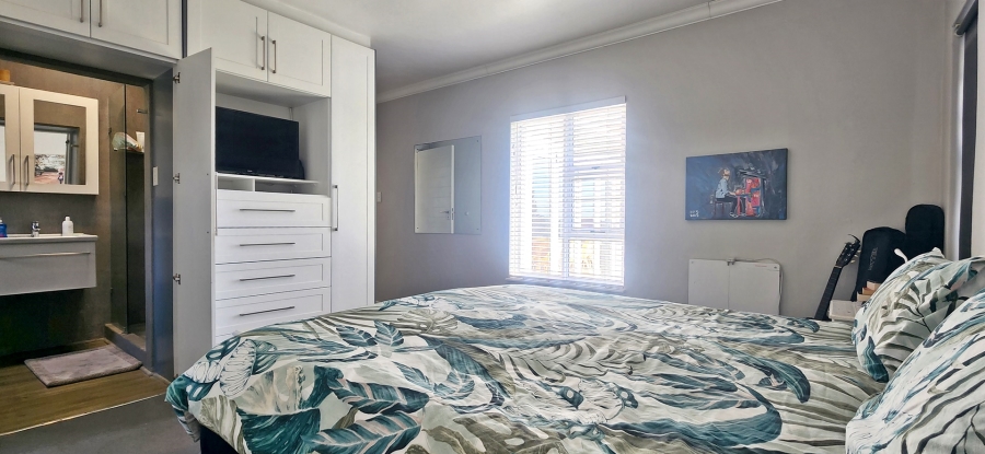 4 Bedroom Property for Sale in Bredasdorp Western Cape